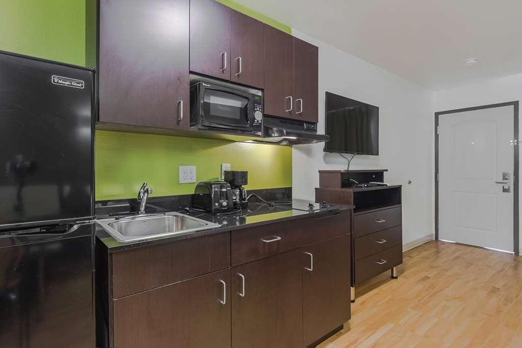 Studio 6 Victorville - Apple Valley 객실 사진