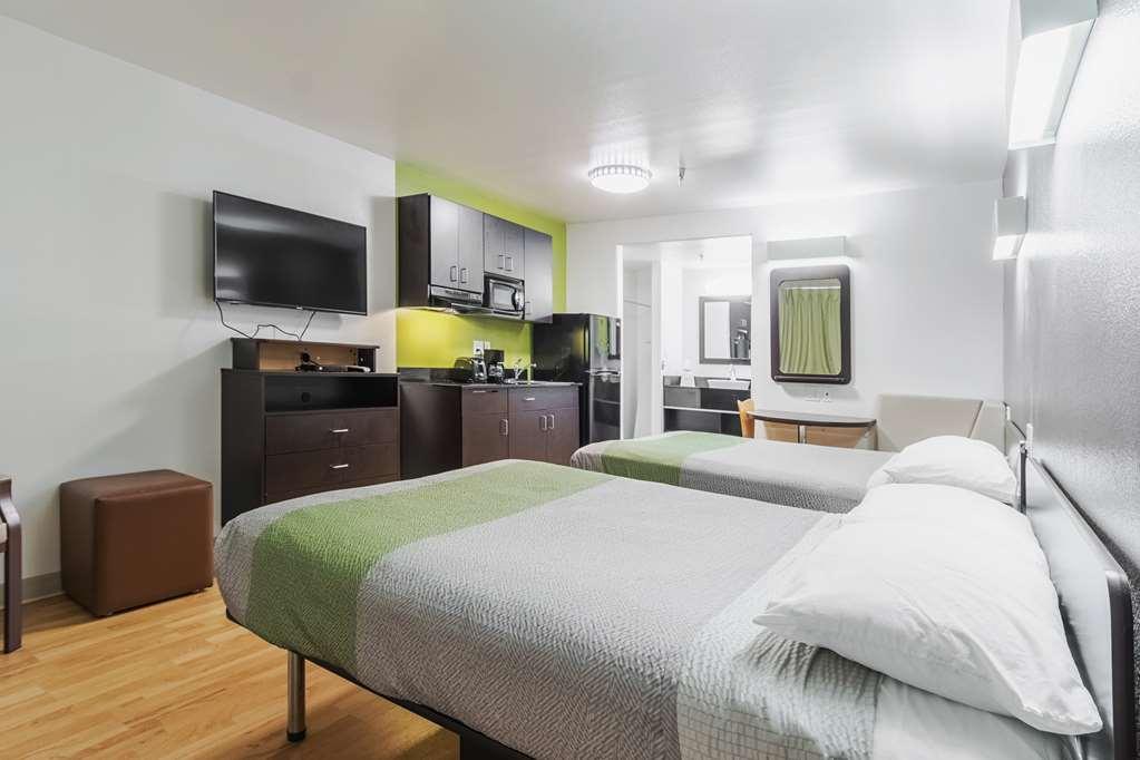 Studio 6 Victorville - Apple Valley 객실 사진