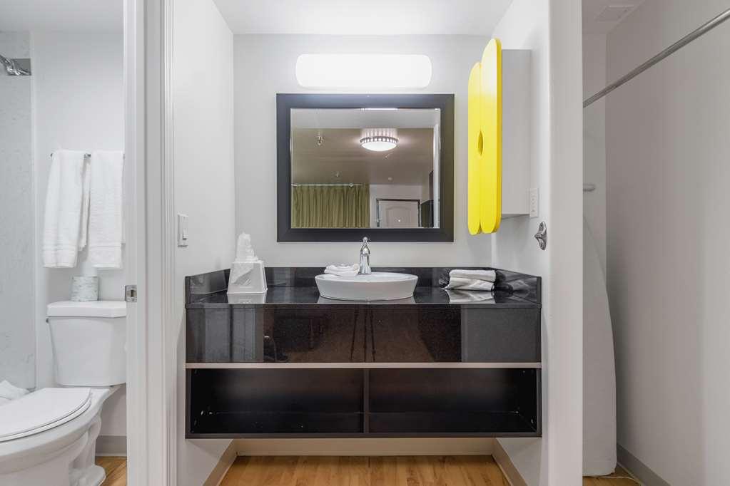 Studio 6 Victorville - Apple Valley 객실 사진